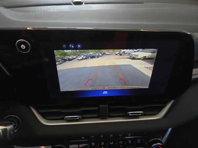 2027 Chevrolet Equinox LT - Photo 16