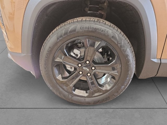 2027 Chevrolet Equinox LT - Photo 9