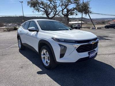 2025 Chevrolet Trax LS