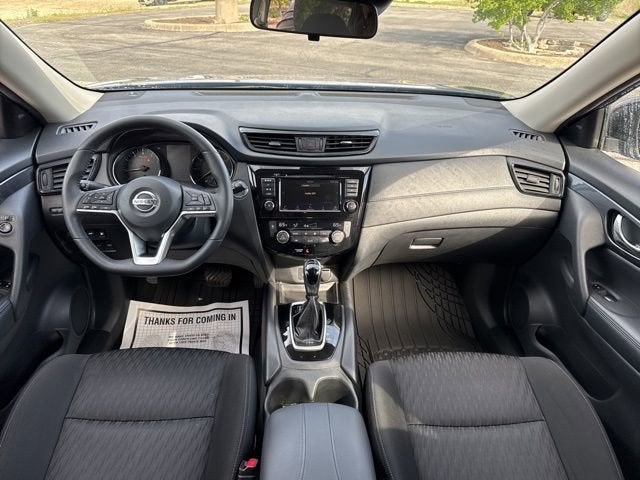 2020 Nissan Rogue SV FWD