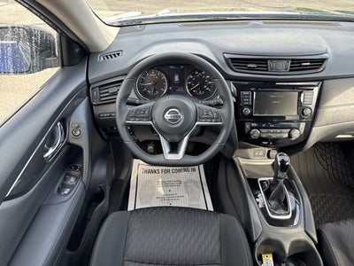 2020 Nissan Rogue SV FWD