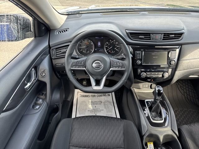2020 Nissan Rogue SV FWD