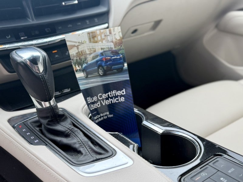 2023 Cadillac CT4 Luxury