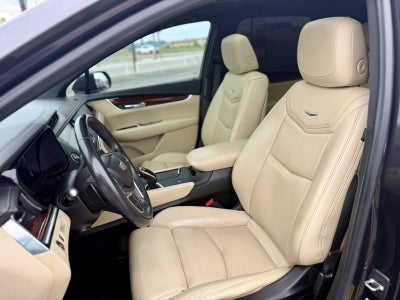 2017 Cadillac XT5 Luxury FWD