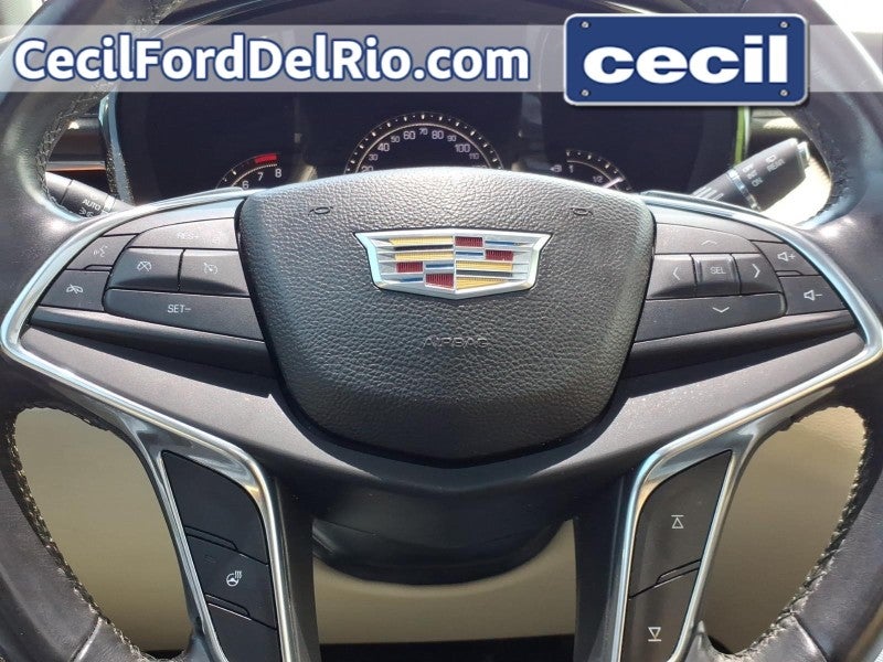 2017 Cadillac XT5 Luxury FWD