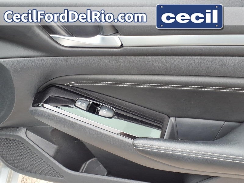 2022 Nissan Altima 2.5 SL