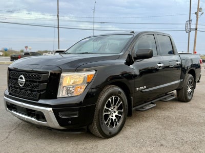 2021 Nissan Titan SV