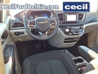 2023 Chrysler Voyager (fleet-only) LX