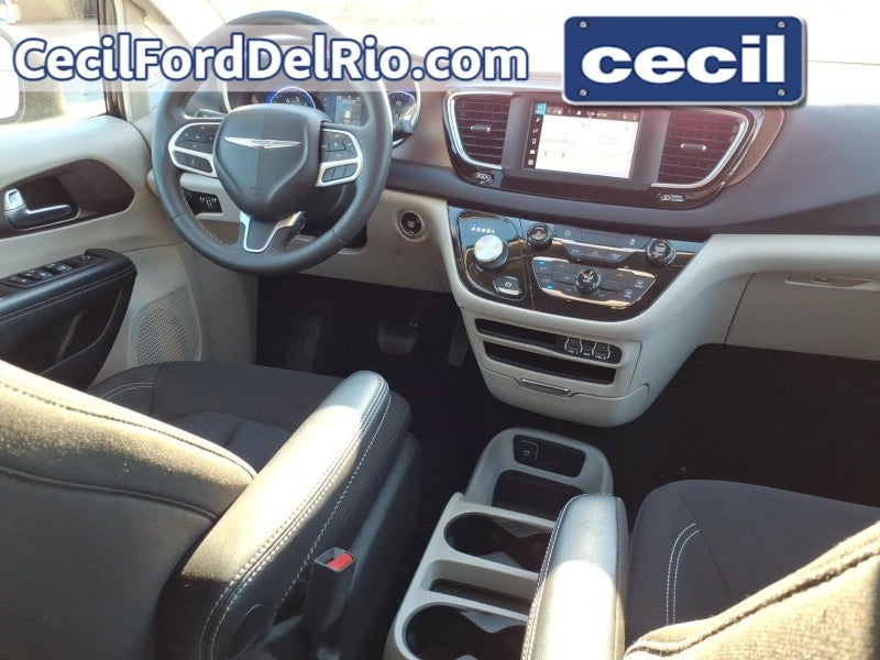 2023 Chrysler Voyager (fleet-only) LX