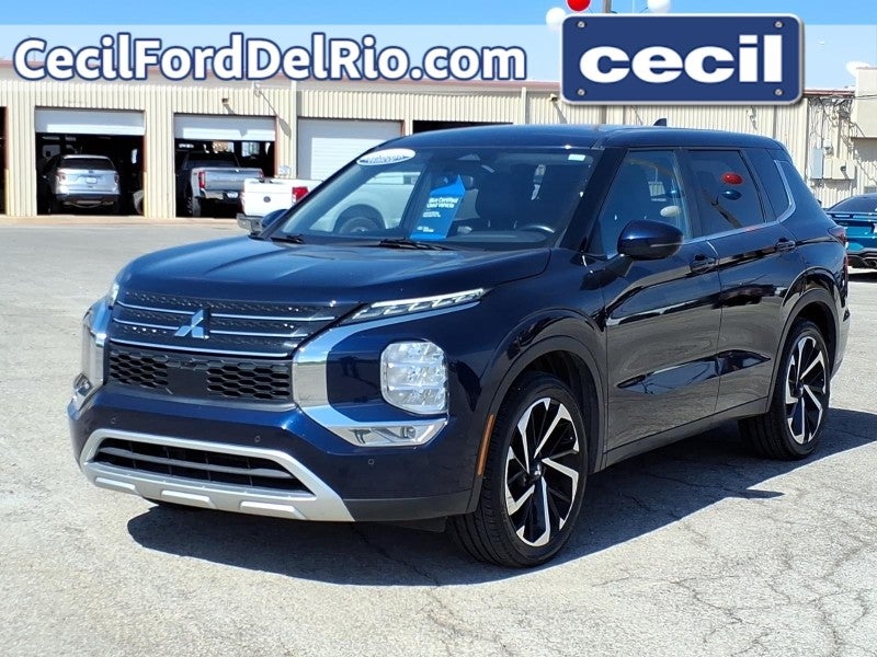 2024 Mitsubishi Outlander SE