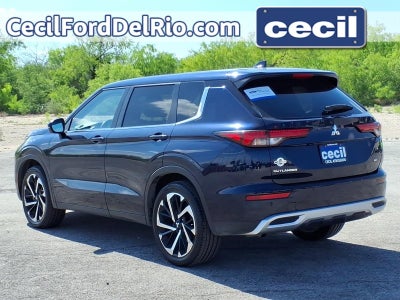 2024 Mitsubishi Outlander SE