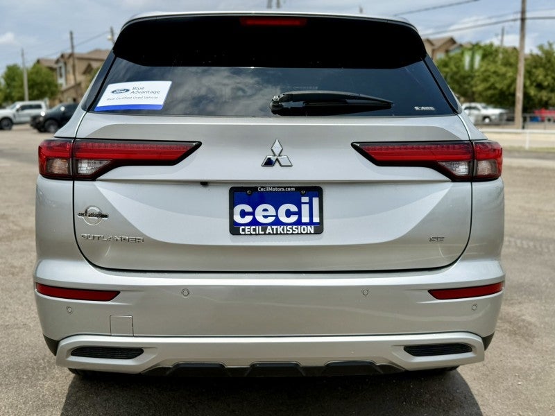 2024 Mitsubishi Outlander SE