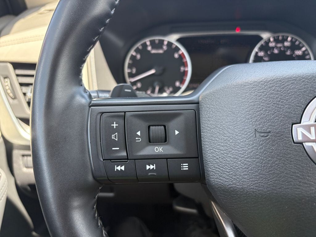 2025 Nissan Rogue SV