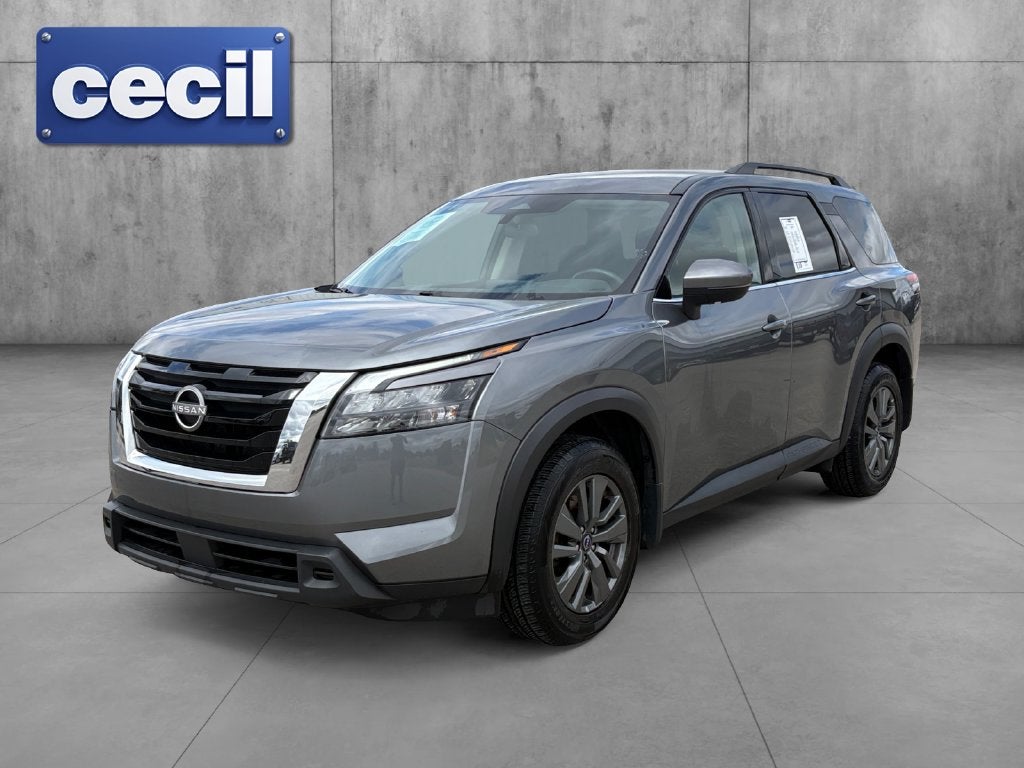 2024 Nissan Pathfinder SV