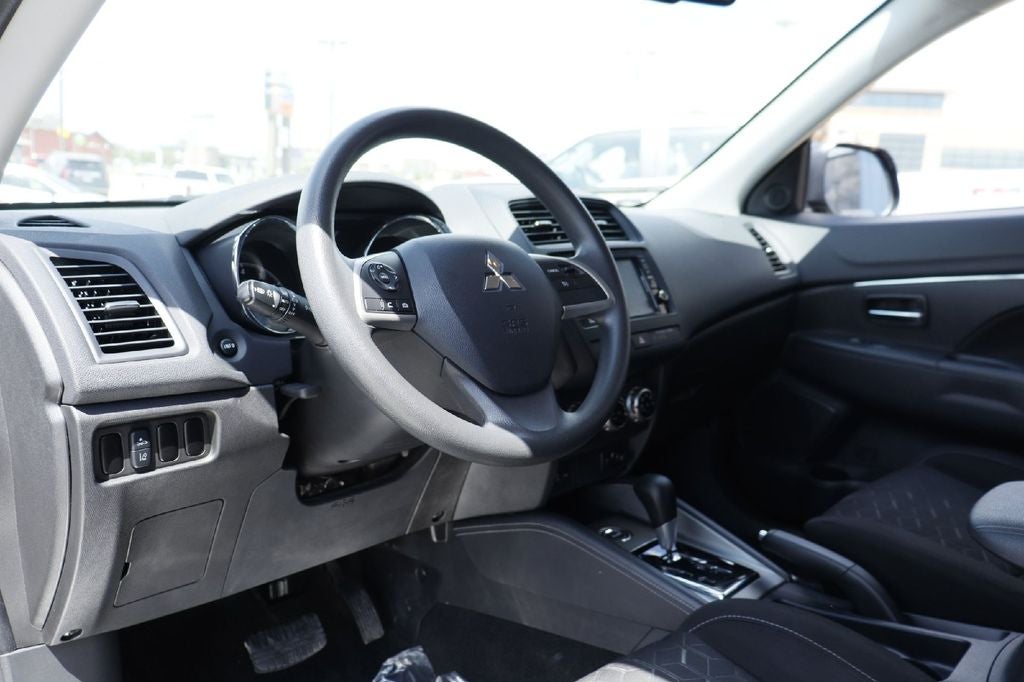 2024 Mitsubishi Outlander Sport Base