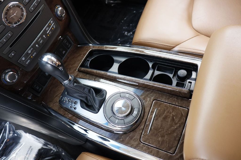 2017 INFINITI QX80 Signature Edition