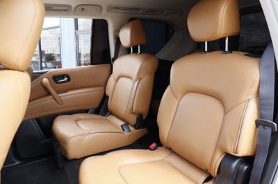 2017 INFINITI QX80 Signature Edition