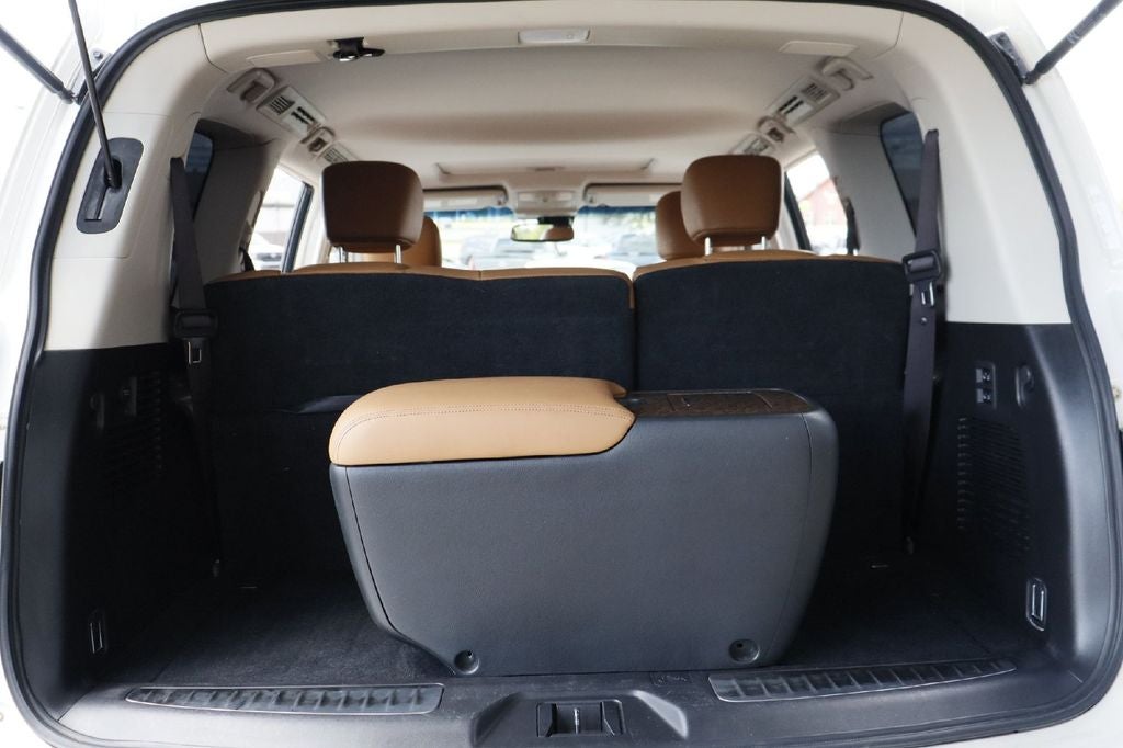 2017 INFINITI QX80 Signature Edition
