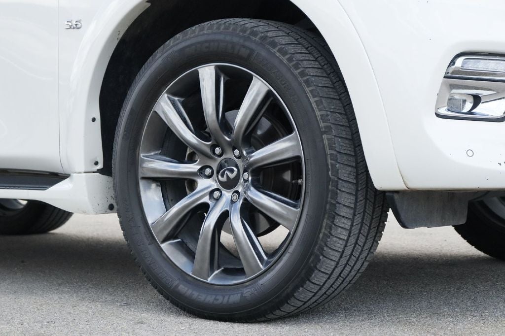 2017 INFINITI QX80 Signature Edition