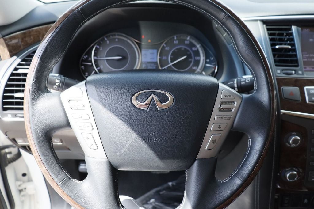2017 INFINITI QX80 Signature Edition